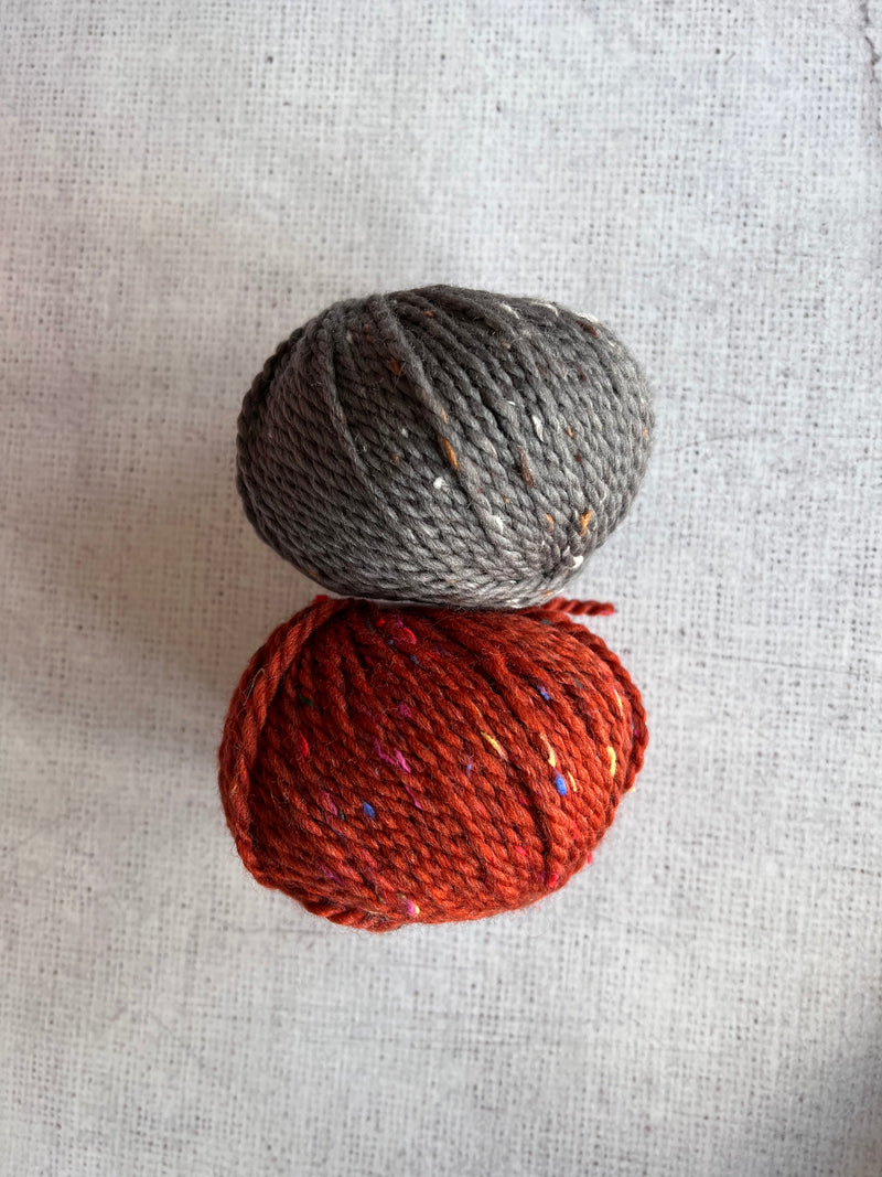 Knitting Kit: In The Round Cowl in BC Garn Hamelton Tweed 2 Chunky GOTS certified organic yarn