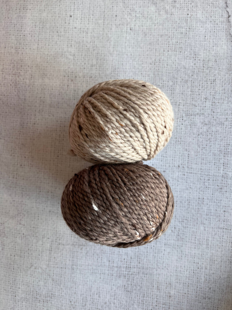 Knitting Kit: In The Round Cowl in BC Garn Hamelton Tweed 2 Chunky GOTS certified organic yarn