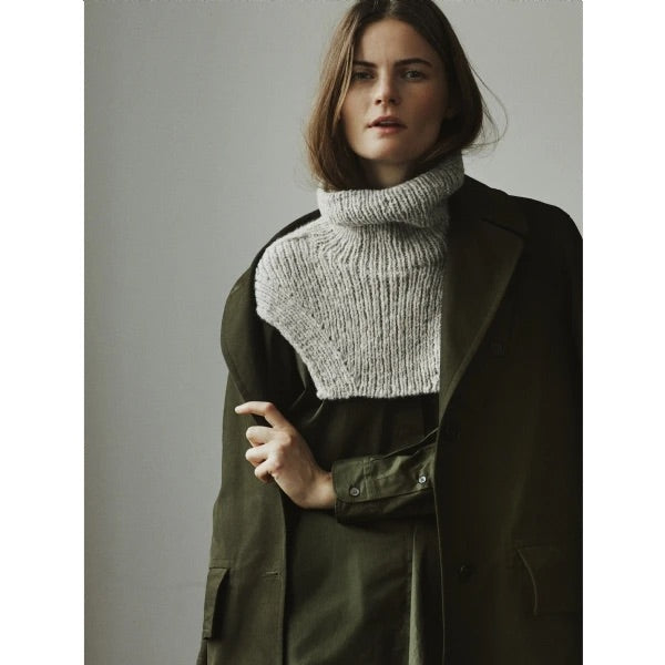 Isager Berlin Cowl Kit